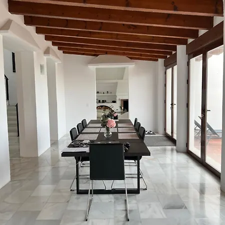 Luxury Panoramic Seaview * 马尼尔瓦
